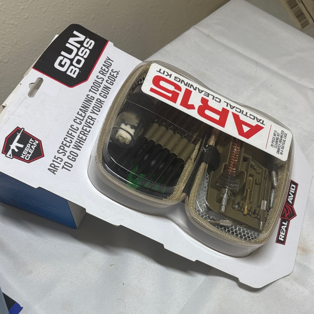 AR15 Tactical Cleaning Kit - Black and Silver - Picture 4 of 4